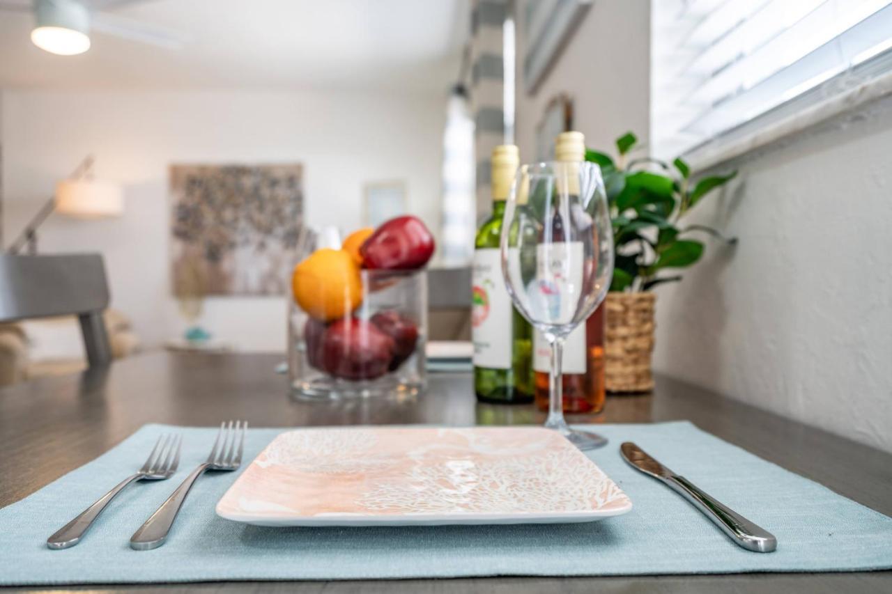 2Bed 1Bath Suite Minutes To Downtown, Beaches, Restaurants, Theaters And More Sarasota Luaran gambar